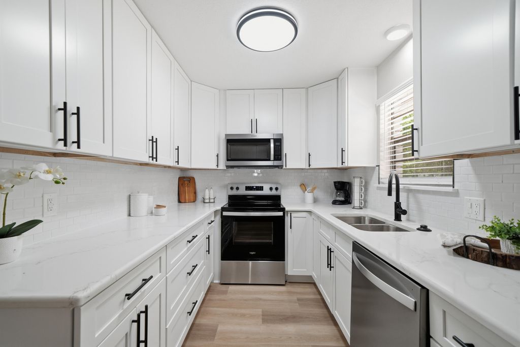 1309 Sunshine Drive, Crestview, FL 32539