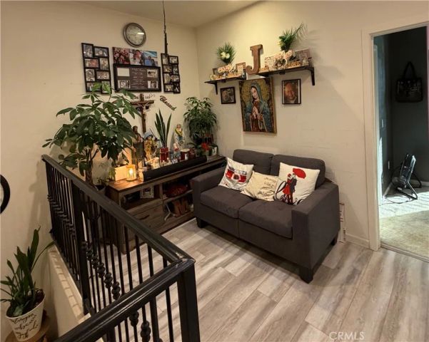 10349 Diamond Way, Pacoima, CA 91331