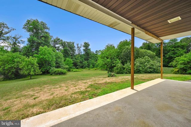 4031 PRICETOWN RD, Fleetwood, PA 19522