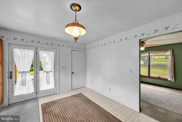 4031 PRICETOWN RD, Fleetwood, PA 19522