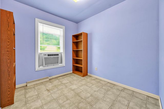 4031 PRICETOWN RD, Fleetwood, PA 19522