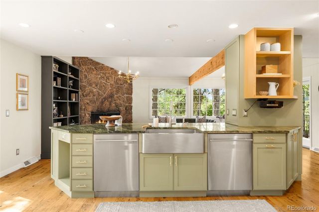 6 Carriage Lane, Cherry Hills Village, CO 80121