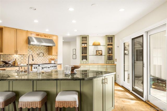 6 Carriage Lane, Cherry Hills Village, CO 80121