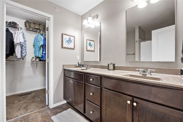 414 Churchill Dr, North Liberty, IA 52317