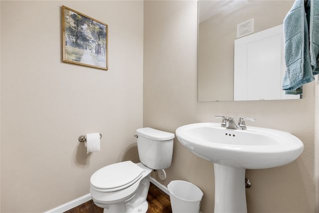 414 Churchill Dr, North Liberty, IA 52317