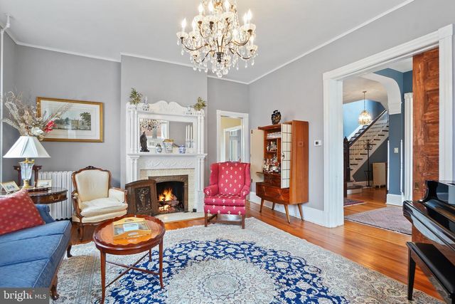 121 W CHURCH ST, Frederick, MD 21701