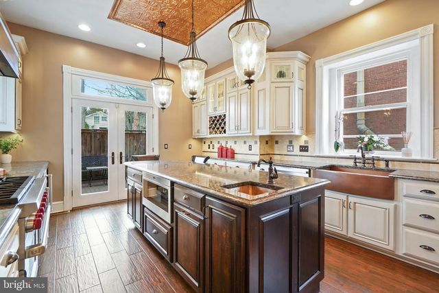 121 W CHURCH ST, Frederick, MD 21701