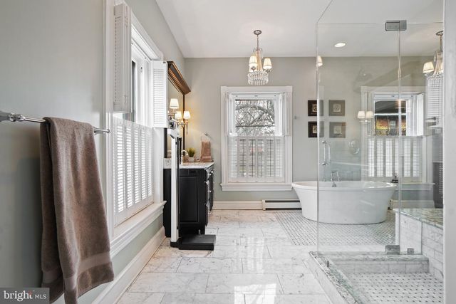 121 W CHURCH ST, Frederick, MD 21701