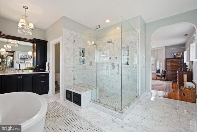 121 W CHURCH ST, Frederick, MD 21701