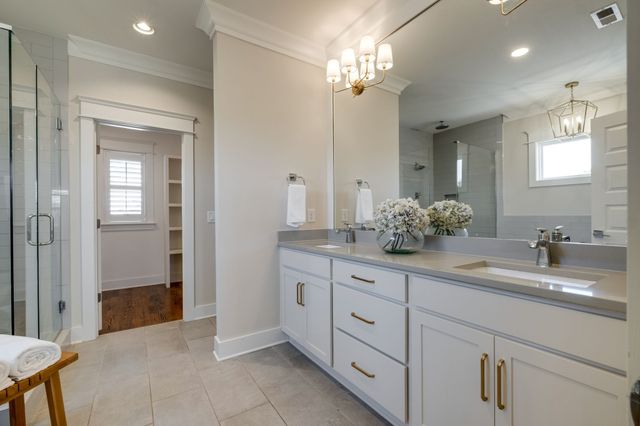 5200 Michigan Ave, Nashville, TN 37209