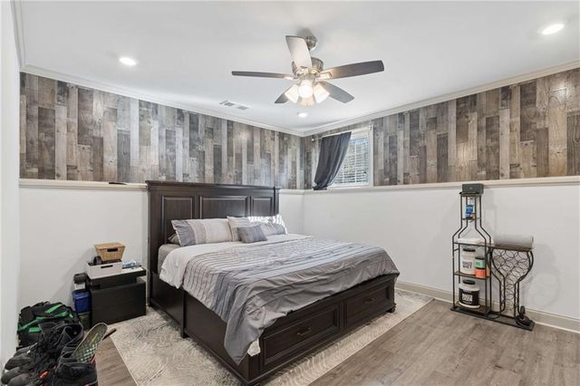 941 Persimmon Point, Atlanta, GA 30328