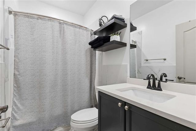 941 Persimmon Point, Atlanta, GA 30328