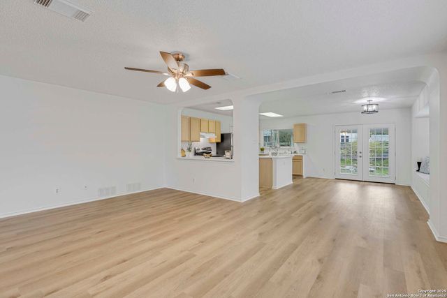 7906 Swindow Circle, Converse, TX 78109