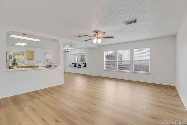 7906 Swindow Circle, Converse, TX 78109