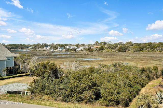 1018 W Dolphin Drive, Oak Island, NC 28465