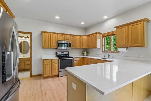 1210 Wenzel Way, Waunakee, WI 53597