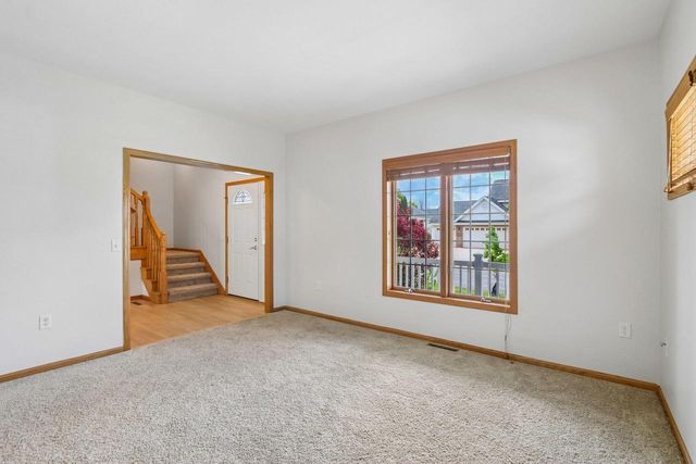 1210 Wenzel Way, Waunakee, WI 53597