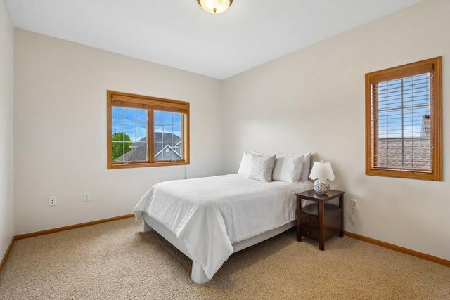 1210 Wenzel Way, Waunakee, WI 53597