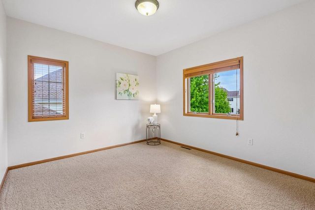 1210 Wenzel Way, Waunakee, WI 53597