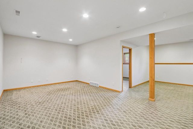1210 Wenzel Way, Waunakee, WI 53597