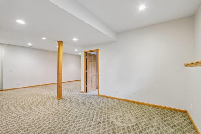1210 Wenzel Way, Waunakee, WI 53597