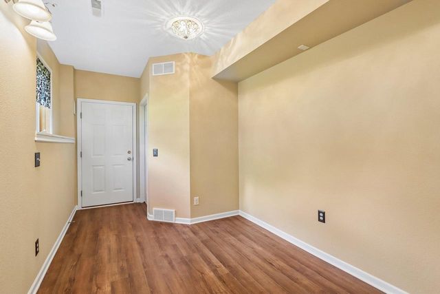 1210 Wenzel Way, Waunakee, WI 53597