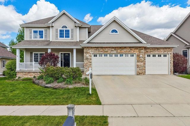 1210 Wenzel Way, Waunakee, WI 53597