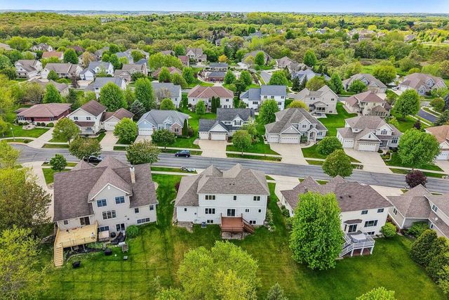 1210 Wenzel Way, Waunakee, WI 53597