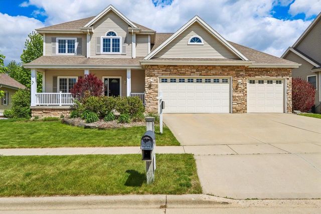 1210 Wenzel Way, Waunakee, WI 53597