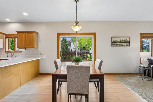 1210 Wenzel Way, Waunakee, WI 53597