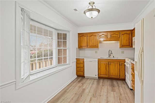 111 Chrisfield Circle, Winston-salem, NC 27104