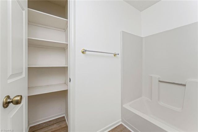 111 Chrisfield Circle, Winston-salem, NC 27104