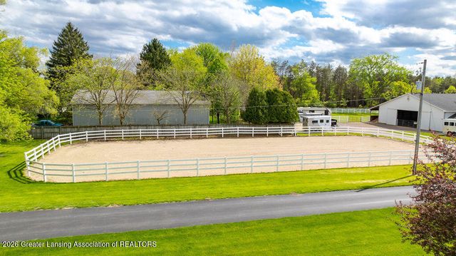 3811 Meridian Road, Okemos, MI 48864
