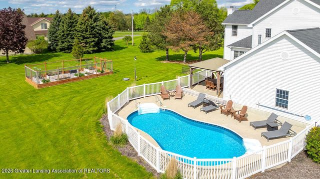 3811 Meridian Road, Okemos, MI 48864