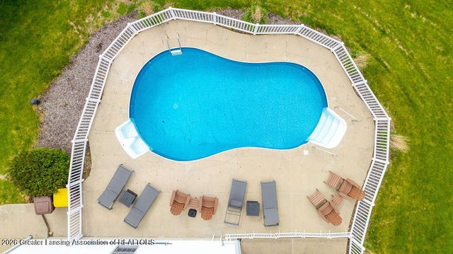 3811 Meridian Road, Okemos, MI 48864