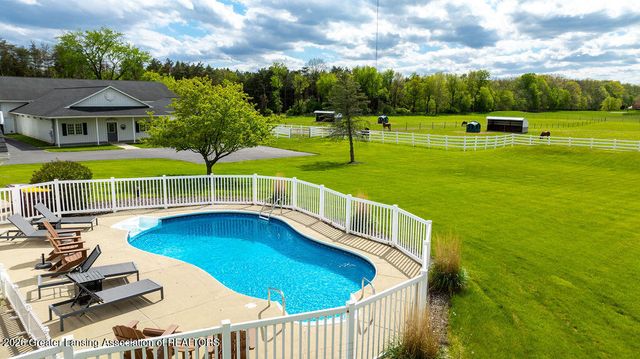3811 Meridian Road, Okemos, MI 48864
