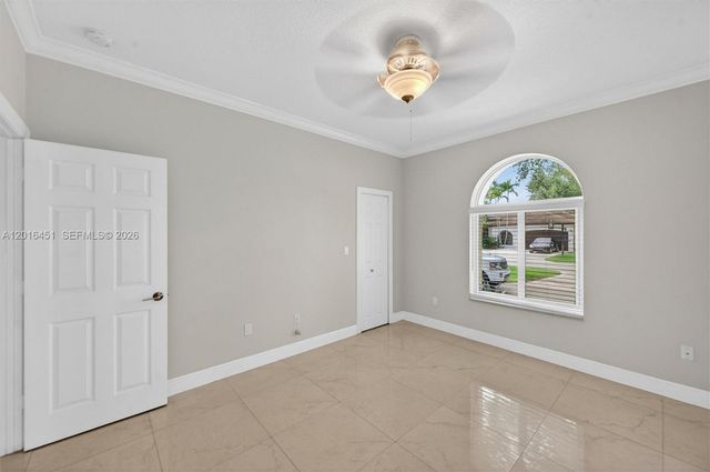 9474 SW 125th Ter, Miami, FL 33176