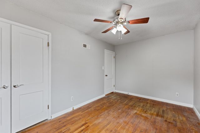 2131 S Terrace Dr, Wichita, KS 67218