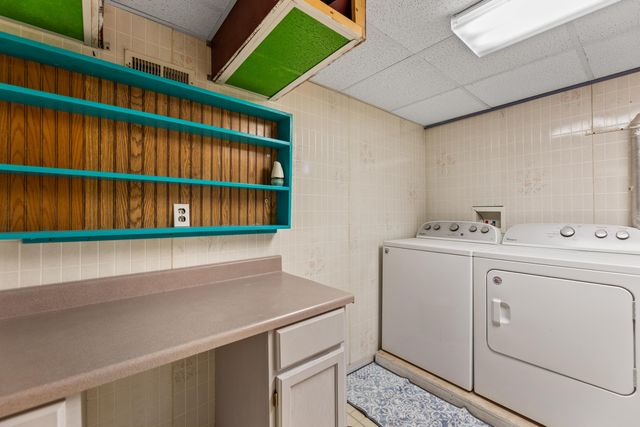 2131 S Terrace Dr, Wichita, KS 67218