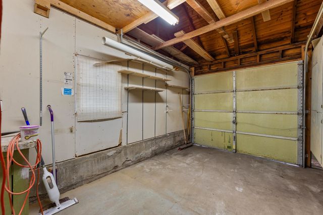 2131 S Terrace Dr, Wichita, KS 67218