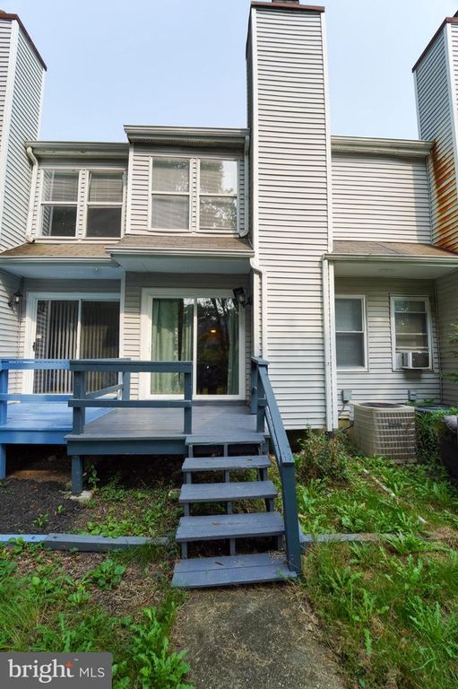 Image 18 of property listing at 7 BRIAN CT, New Castle, DE 19720