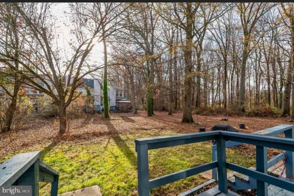 Image 19 of property listing at 7 BRIAN CT, New Castle, DE 19720