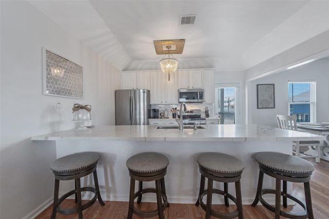 22811 Miramar Street, Galveston, TX 77554