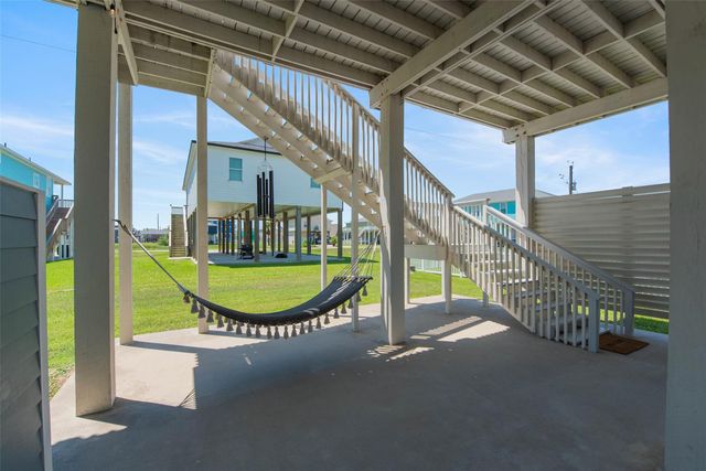22811 Miramar Street, Galveston, TX 77554