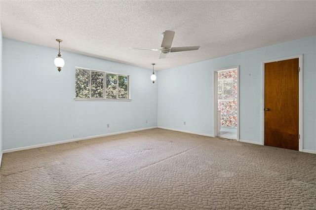 4110 Lake Circle N, Mobile, AL 36693