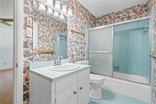 4110 Lake Circle N, Mobile, AL 36693
