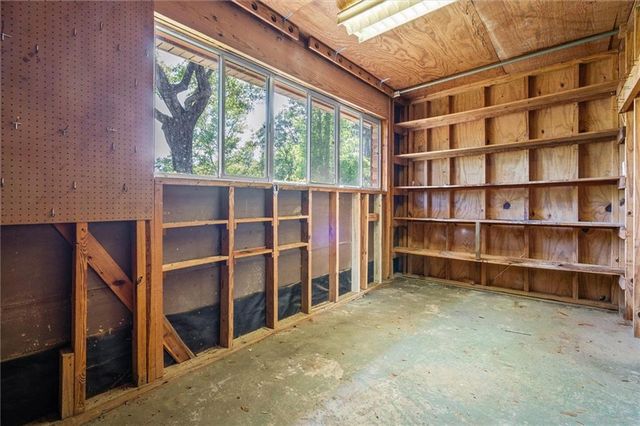 4110 Lake Circle N, Mobile, AL 36693
