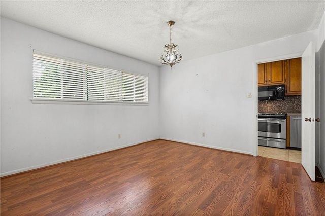 4110 Lake Circle N, Mobile, AL 36693