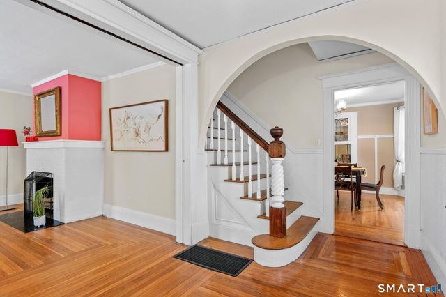 87 Kenyon Street, Hartford, CT 06105