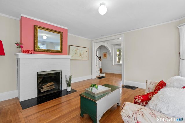 87 Kenyon Street, Hartford, CT 06105